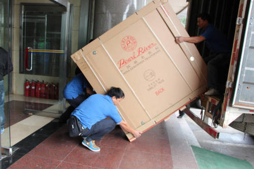 防城港钢琴贵重工艺品无忧运